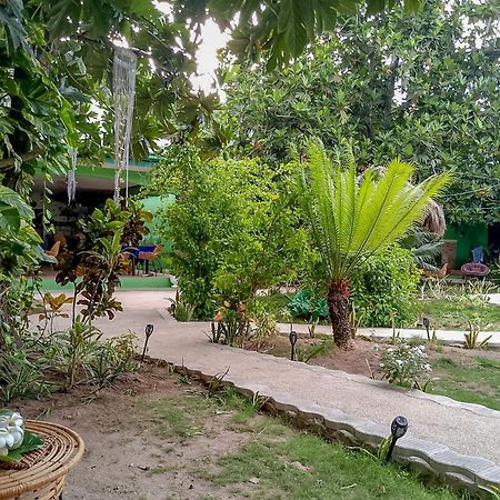 Moonlight Resort Malapascua Buitenkant foto