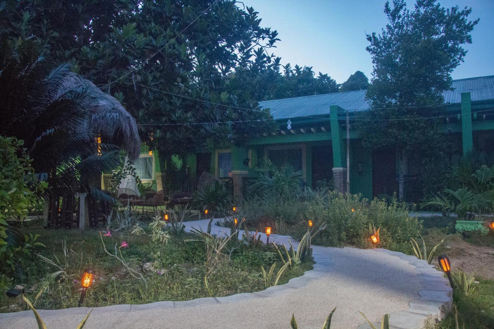 Moonlight Resort Malapascua Buitenkant foto