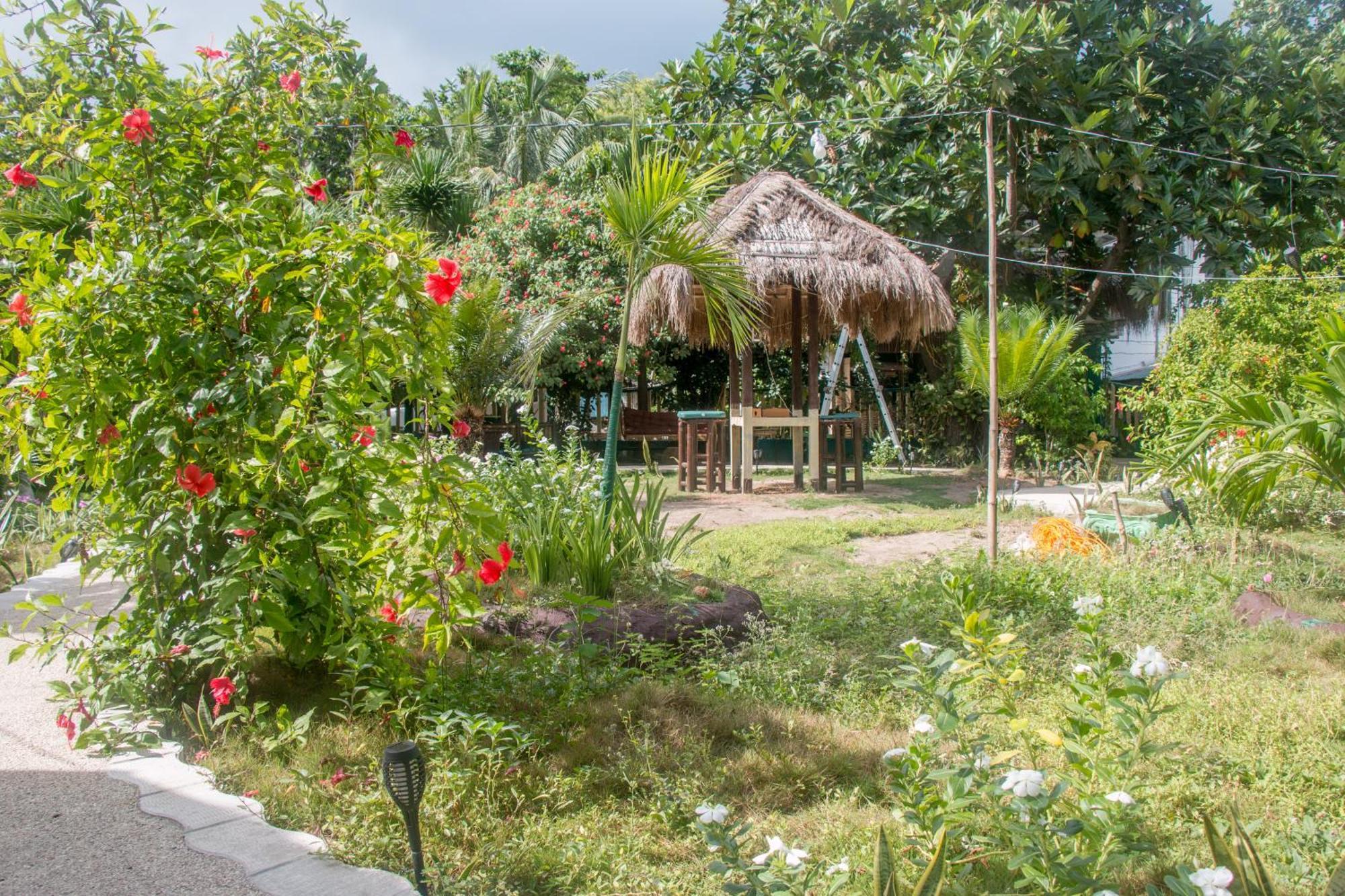 Moonlight Resort Malapascua Buitenkant foto