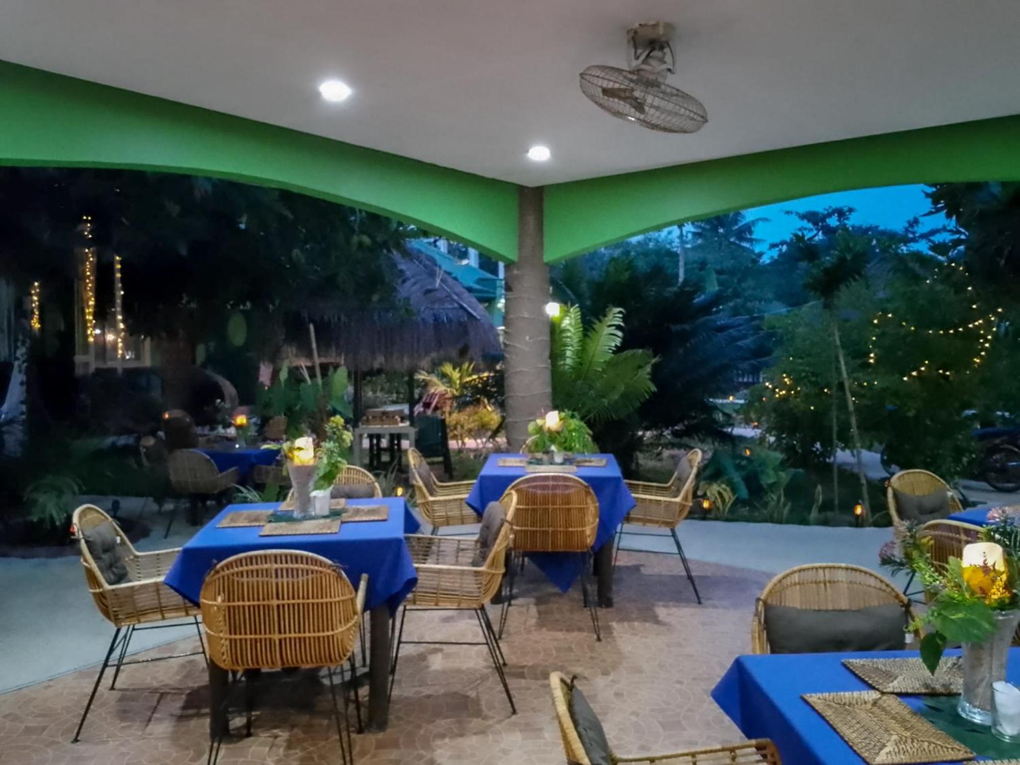 Moonlight Resort Malapascua Buitenkant foto